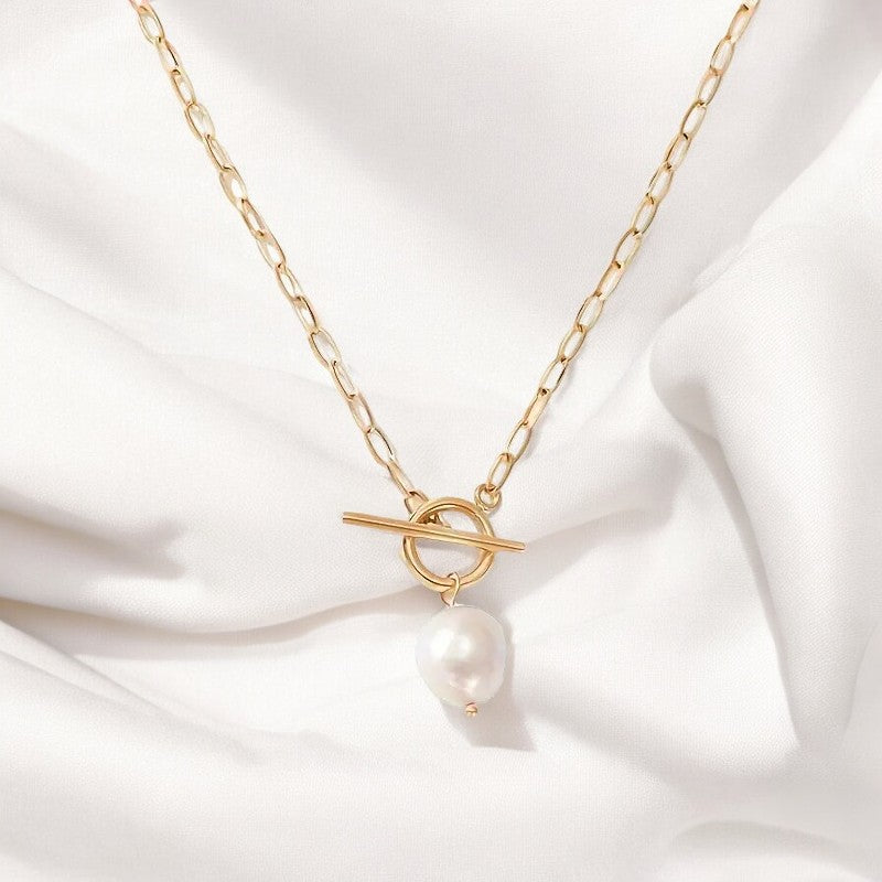 Nice - Gold Pearl Necklace